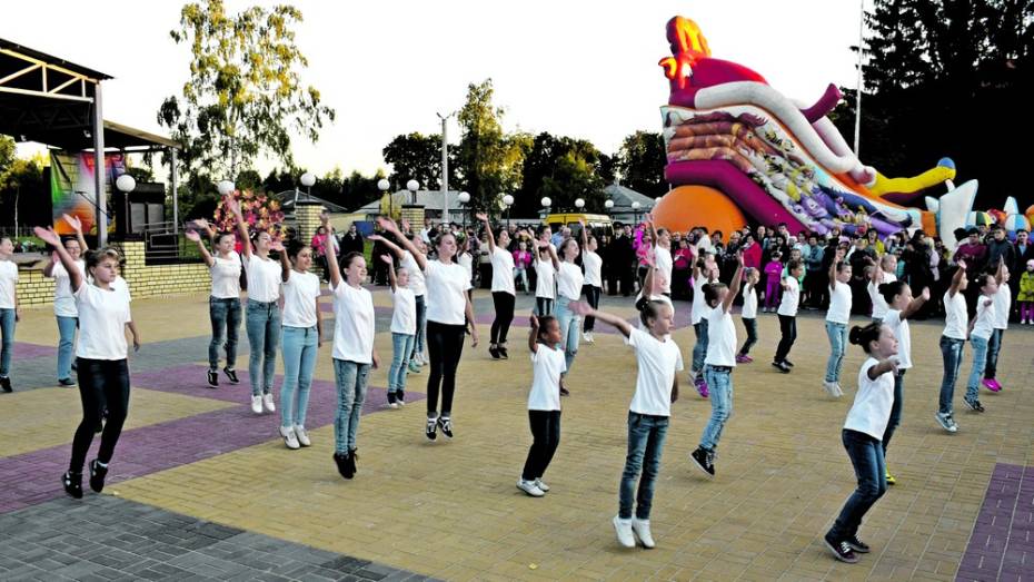 Грибановцев пригласили на первый районный фестиваль «Танцы без границ» 18 мая