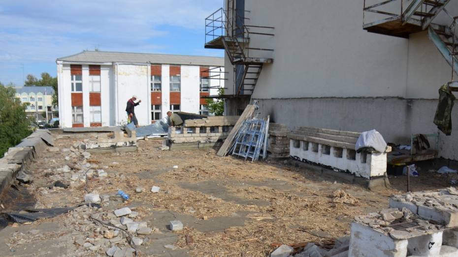 В Верхнем Мамоне на ремонт крыши Дома культуры потратят 6 млн рублей