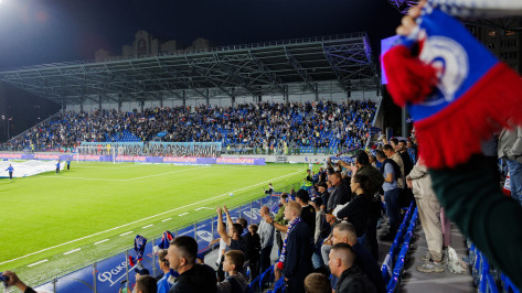 Воронежский «Факел» оштрафовали на 100 тыс рублей за маты болельщиков