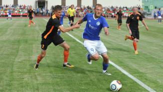 Воронежский «Факел» расстался с форвардом Денисом Дорожкиным