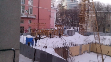 Следователи выяснят обстоятельства обрушения башенного крана в Воронеже