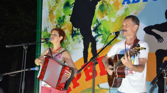 В поворинском селе Пески пройдет открытый фестиваль авторской песни «Первый мост»
