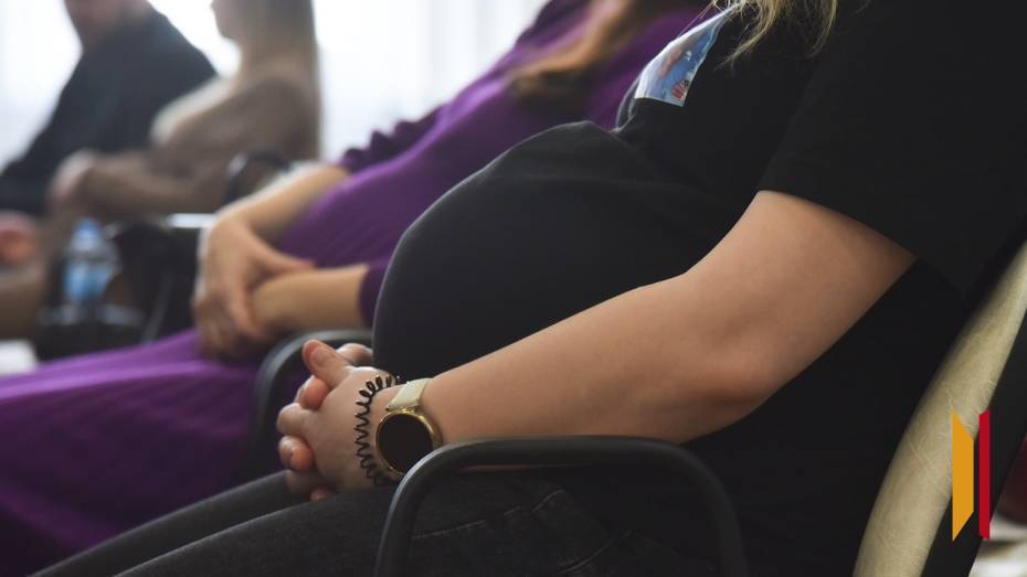 В Воронежской области опровергли фейк о принудительной отправке к психологу женщин, которые не хотят иметь детей