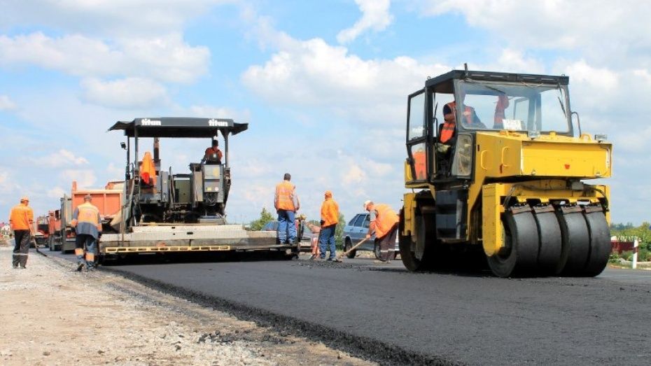 Масштабный ремонт дорог в Воронеже завершили на 96%