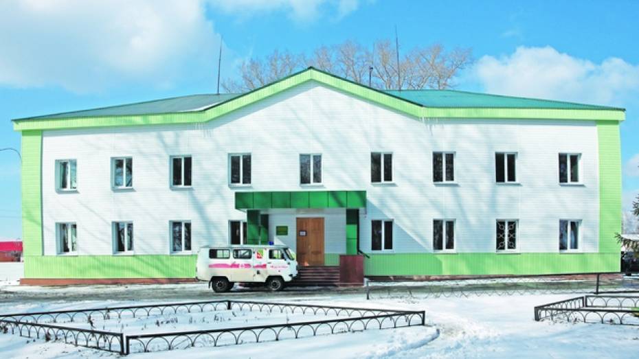 В Бобровском районе после капитального ремонта открылась сельская амбулатория