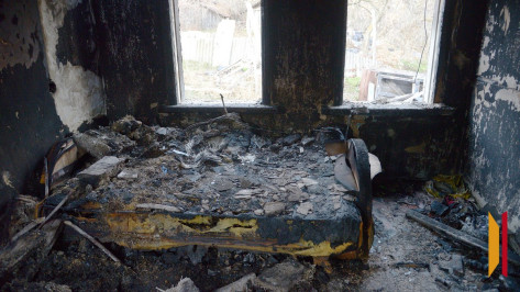 Труп пенсионера обнаружили в загоревшемся доме под Воронежем