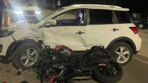 В Воронежской области 2 подростка на мотоцикле попали в ДТП
