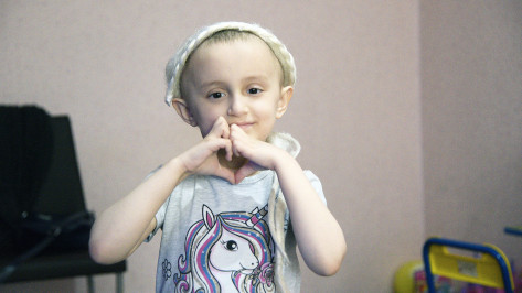 На помощь онкобольной 6-летней девочке из Воронежа удалось собрать 5 млн рублей