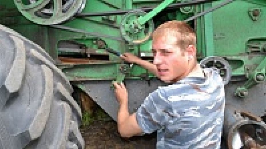 Аграрии Бутурлиновского района готовятся к уборке зерновых