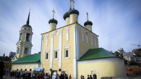 В Адмиралтейском храме Воронежа открыли экспозицию особо чтимых икон