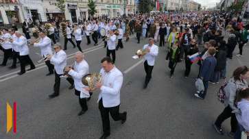 В День Победы 73 тыс воронежцев вышли на проспект Революции