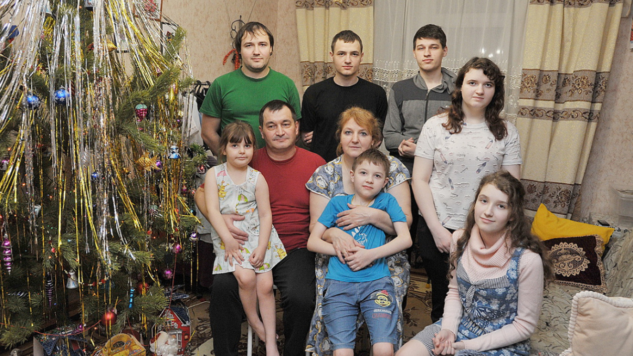 Семь «я» родительской славы. Как живет в Воронеже многодетная семья военного