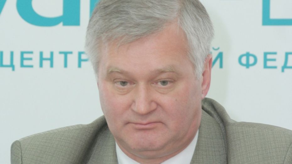 Владимир Кобяшев ушел в отставку