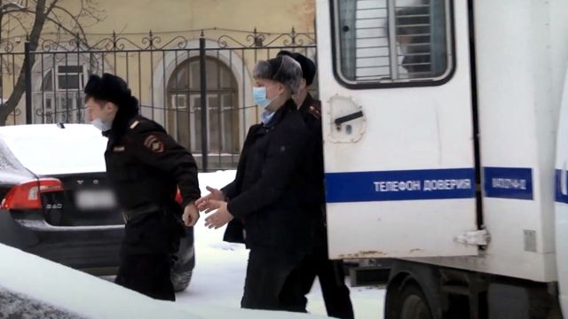 Гражданина США арестовали за драку с воронежским полицейским