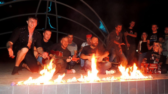 На концерте памяти Михаила Горшенева в Воронеже панки распугали посетителей кафе