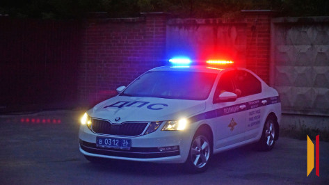 В Воронеже сотрудники Госавтоинспекции оперативно доставили беременную женщину в роддом