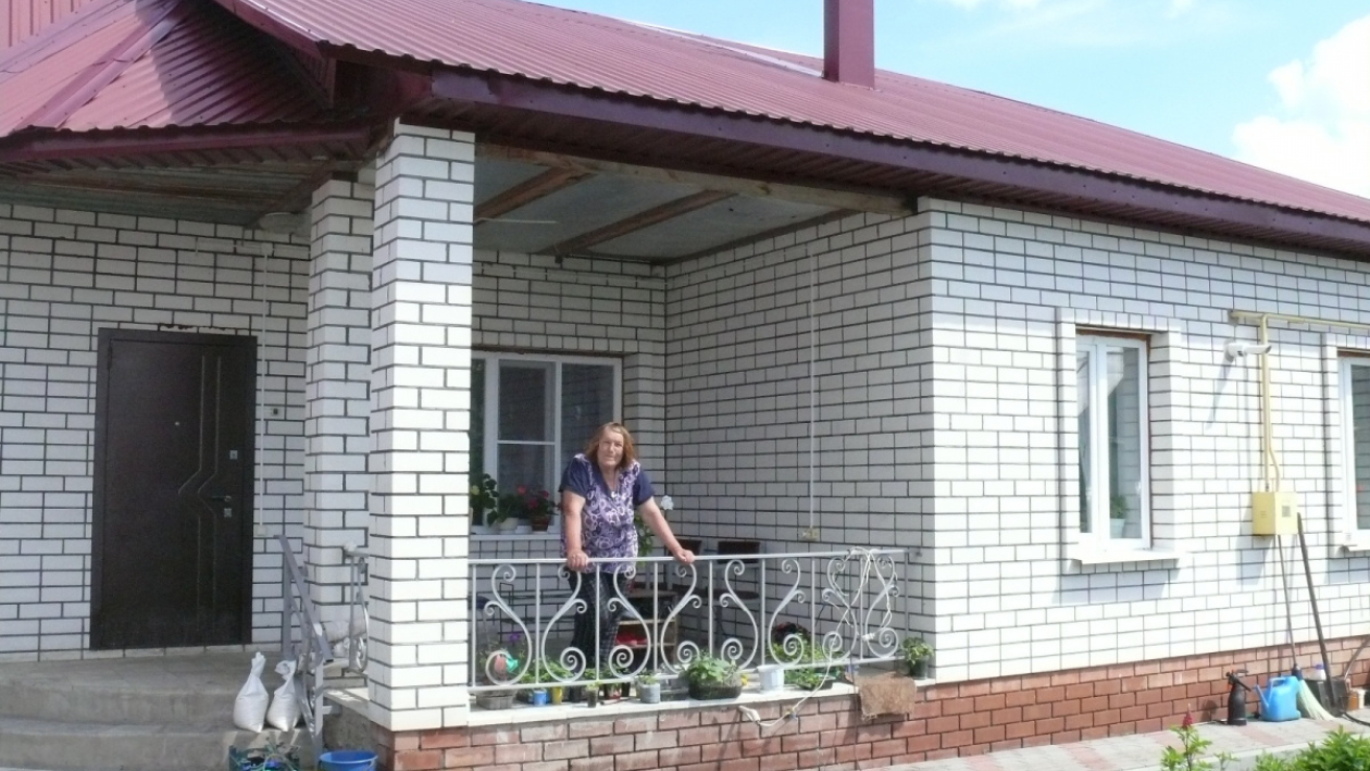 Давняя мечта. Как переехавшая из Москвы пенсионерка построила дом в воронежском селе 
