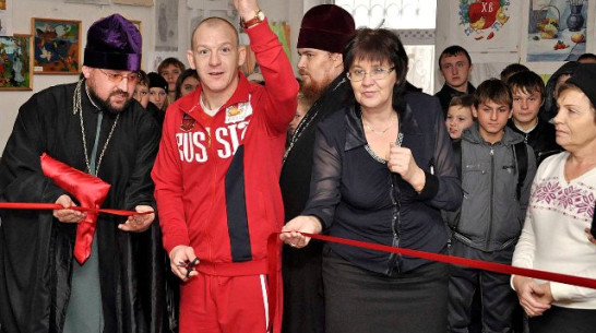 Дмитрий Саутин открыл тренажерный зал при храме