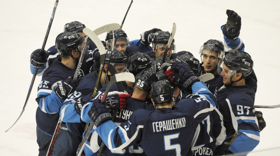 Гол капитана в овертайме: «Буран» победил «Торос» в Воронеже