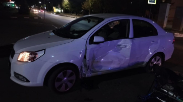 В Воронежской области легковушка влетела в мотоцикл с подростками: пострадали три человека