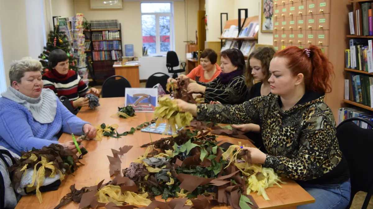 В Рамонском районе открыли 2 мастерские для плетения маскировочных сетей  бойцам СВО