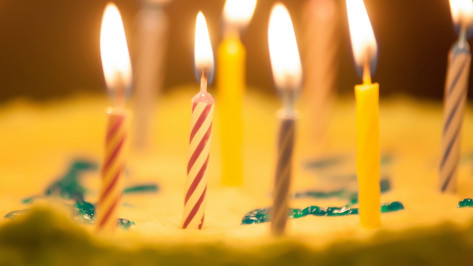 Воронежец отметил совершеннолетие под рев сирен воздушной тревоги: видео