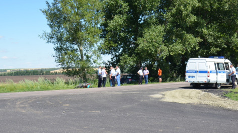 В Воронежской области при столкновении скутера и Lada Granta погибли 2 мужчин