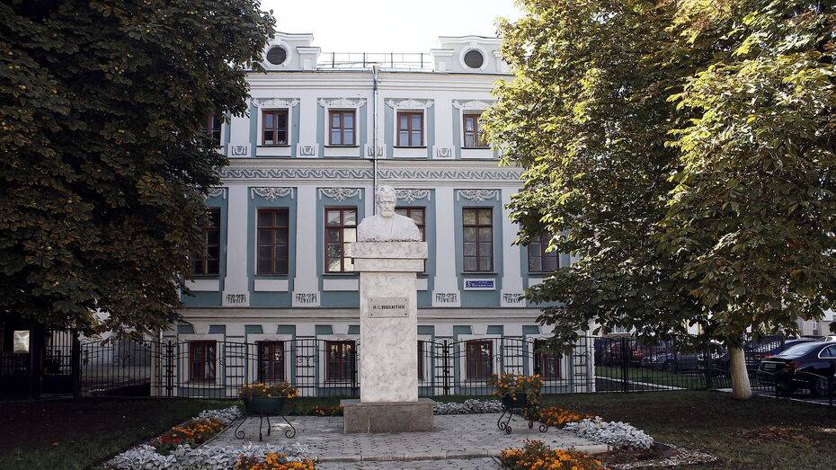 В Воронеже за год разработают проект сохранения здания Мещанской управы