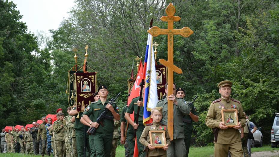 В Острогожском районе останки 27 красноармейцев перезахоронили на Сторожевском плацдарме