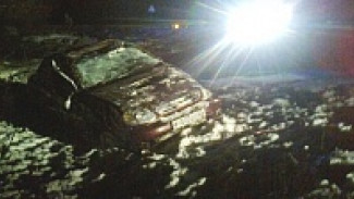 Под Воронежем иномарка улетела в кювет