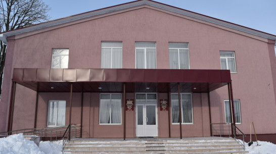 В Дом культуры репьевского села Новосолдатка закупили новое оборудование и мебель