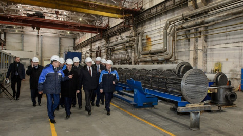 «Лукойл» подыщет оборудование для морских проектов на воронежских заводах