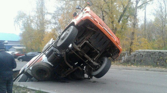 В Воронеже открытие дороги на месте провала бетономешалки отложили на конец февраля