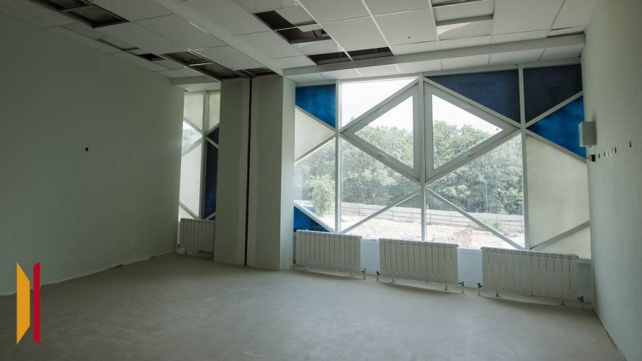 Выбран подрядчик для ремонта школы на левом берегу Воронежа за 96 млн рублей