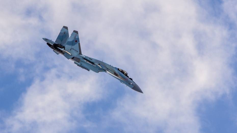 В Воронежской области начались командирские тренировочные полеты авиации