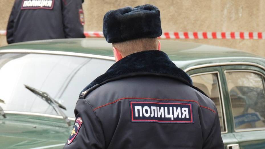 В Воронежской области полицейские нашли наркотики в машине жителя Адыгеи   