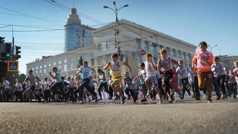 В Воронеже на Кросс наций впервые вышли известный паралимпиец и 4-летняя малышка