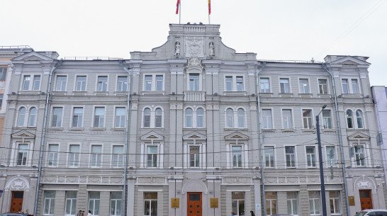 Мэр Воронежа Вадим Кстенин: с лета муниципальный долг сократился на 400 млн рублей