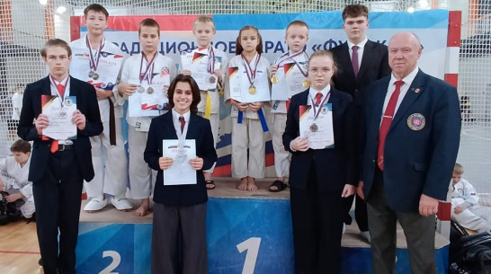 Панинские каратисты завоевали 3 «золота» на областных соревнованиях