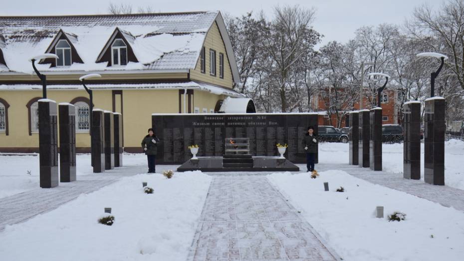 В Верхнем Мамоне отыскали захоронение погибшего солдата ВОВ из Сибири