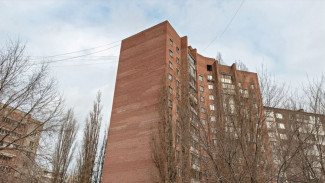Двух детей спасли при пожаре в многоэтажке на Хользунова в Воронеже