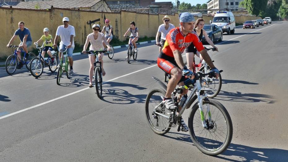В Семилуках Первомай отметят легкоатлетической эстафетой и велопробегом