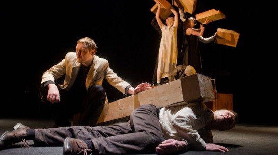 Литовские актеры сыграли в Воронеже спектакль по ветхозаветному тексту