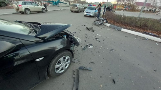 В Борисоглебске после столкновения с Hyundai Solaris погиб 59-летний мотоциклист