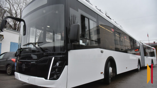 Прокатились на «гармошке». Корреспонденты РИА «Воронеж» оценили новые автобусы