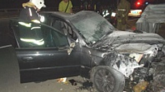 В Воронеже семья из Ставропольского края на Land Rover врезалась в дагестанца на Mazda