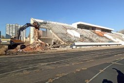В Воронеже начали реконструировать стадион «Факел»
