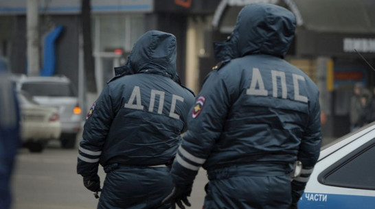 Полицейские устроят массовые проверки на воронежских дорогах в новогодние праздники