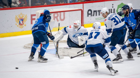 Воронежский «Буран» проиграл ХК «Динамо-Алтай» со счетом 1:3