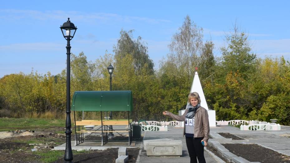 В грибановском селе Павловка отремонтировали памятник погибшим в ВОВ землякам